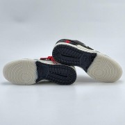 Nike SB Dunk Low x UNDEFEATED 蛇年限定 黑白满天星