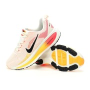 耐克Nike Vomero 18 ZoomX