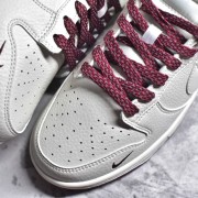 Nk SB Dunk Low 联名三勾 米酒红配色 低帮休闲运动滑板板鞋