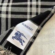 Burberry围巾