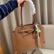 miumiu缪缪24新款nappa Aventure公文包