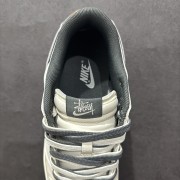 Nk SB Dunk Low 斯图西蛇年联名 猪八银勾 周年高端定制 低帮休闲板鞋 DM6868-008