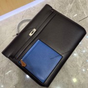 质感拉满！爱马仕真皮邮差公文包