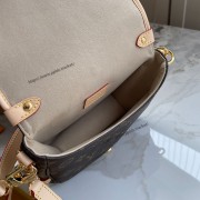 断货预警！M46740新款老花双子星Saumur BB