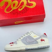 Nike SB Dunk Low x Stussy 蛇年限定 白灰小钩满天星