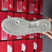 Nike AIR Force 1 Low 空军