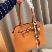 miumiu缪缪24新款nappa Aventure公文包