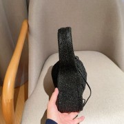 藤编抽绳编织手提包