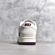 Nk SB Dunk Low 联名三勾 米酒红配色 低帮休闲运动滑板板鞋