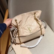 新款LARGE POCHON购物袋