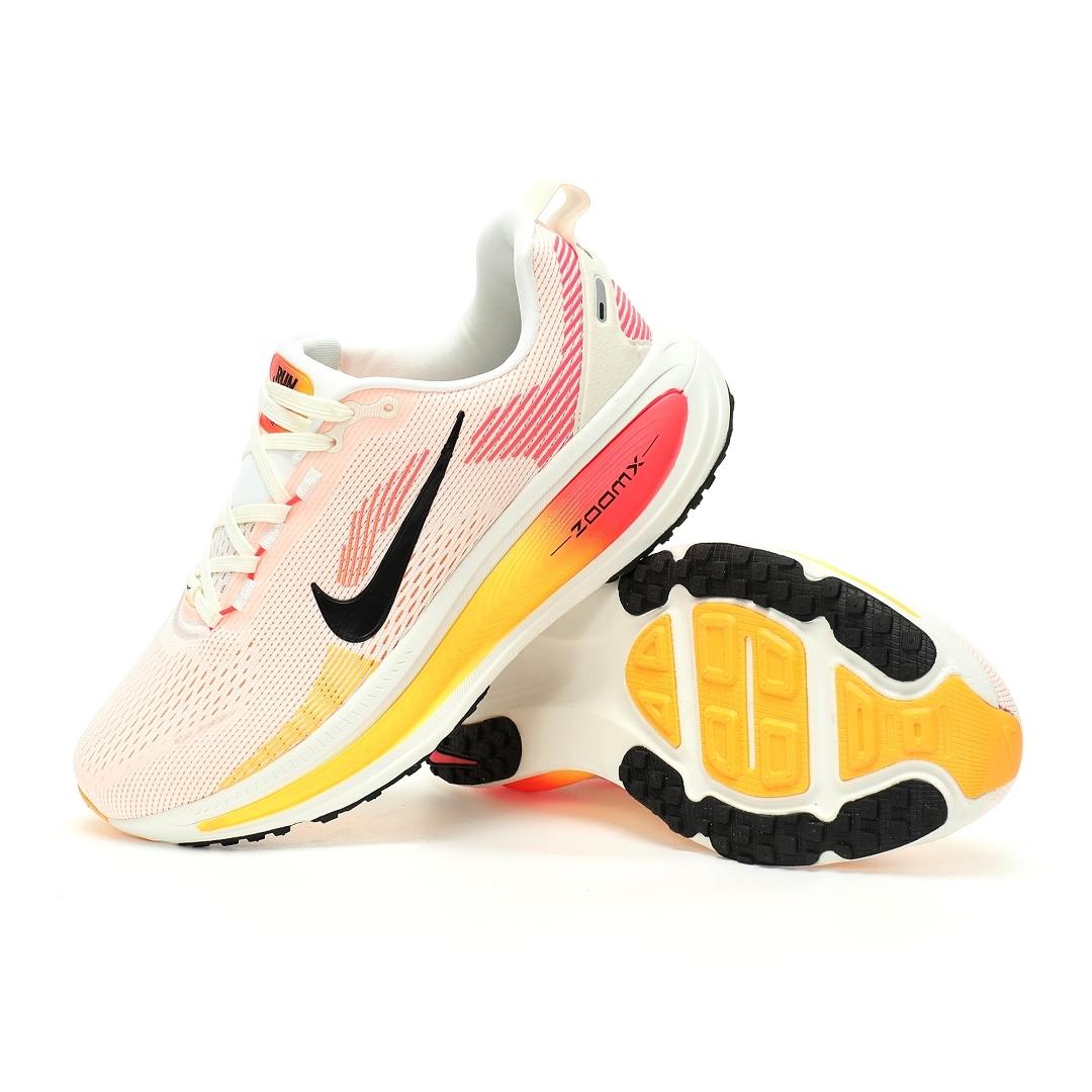 耐克Nike Vomero 18 ZoomX