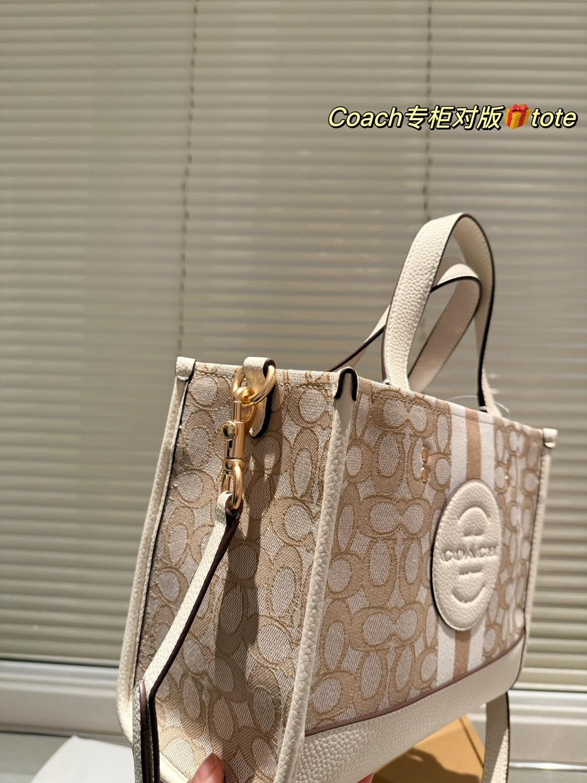 Coach 蔻驰 新配色 Field tote 购物袋 第6张