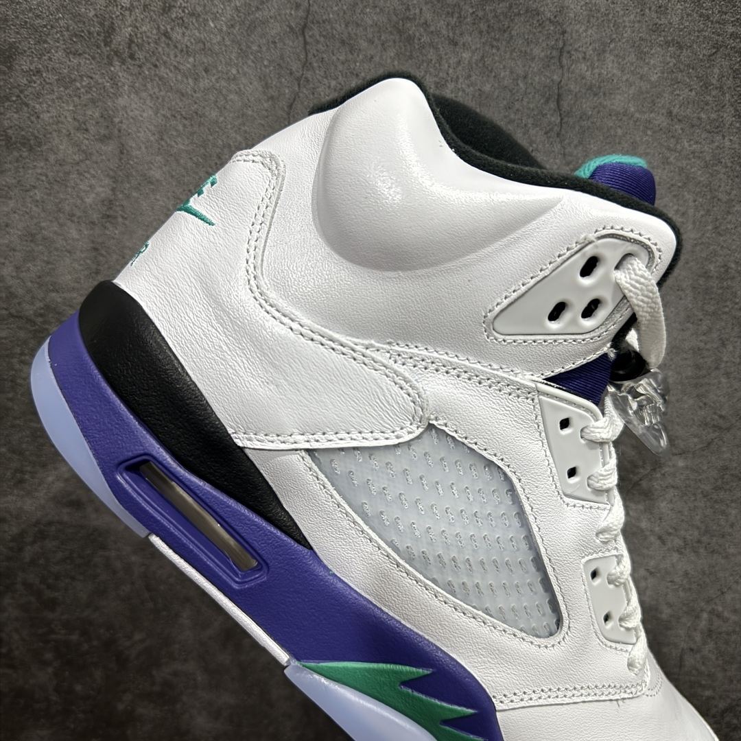 Air Jordan 5 Retro